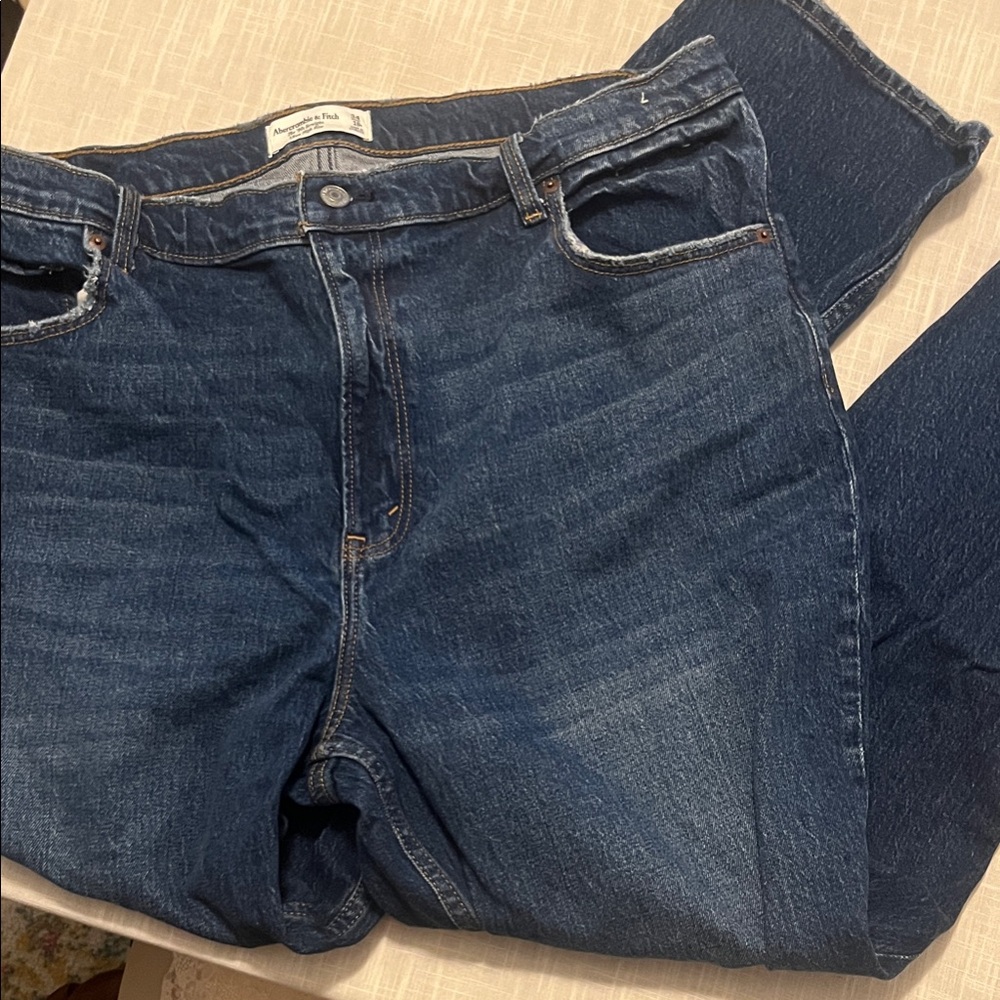 90s Straight Leg Jeans